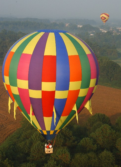 Fyffe UFO Day festival has hot air balloons and music