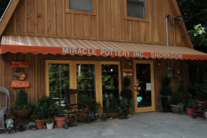 Miracle Pottery Showroom on Lookout Mountain in Alabama