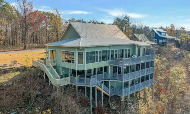 The Lodge in Mentone